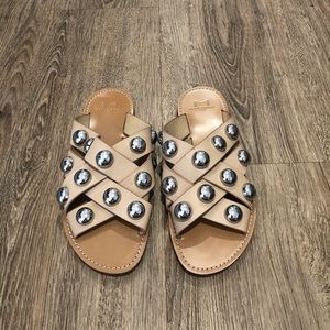 Marc Fisher tan bubble slides